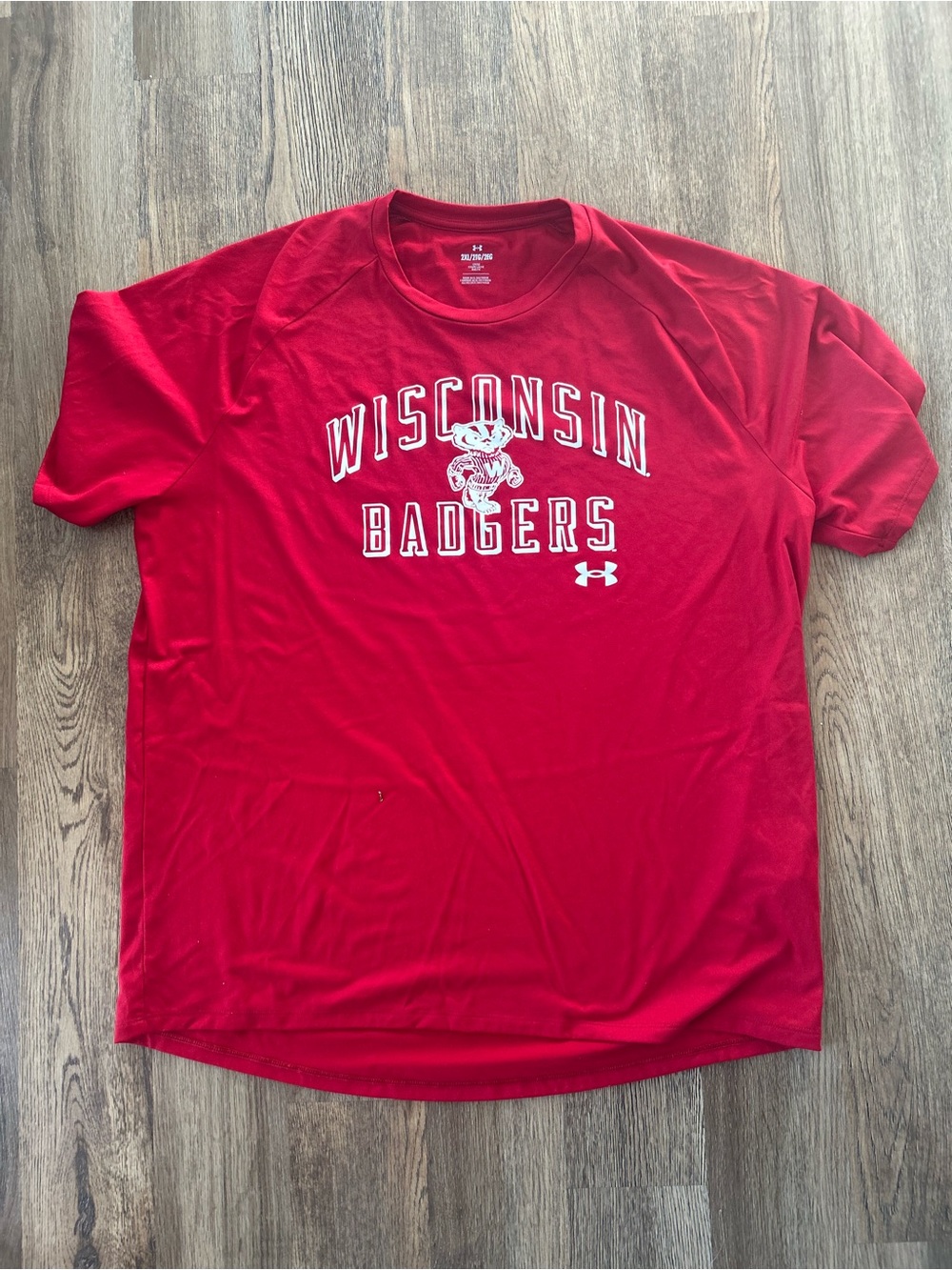 Under Armour Red Wisconsin Badgers Short-Sleeve Performance Tee
